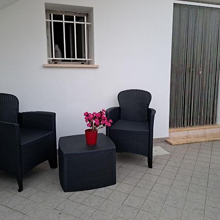 A Casa Di Andrea Francesco Apartment Фонди Екстериор снимка