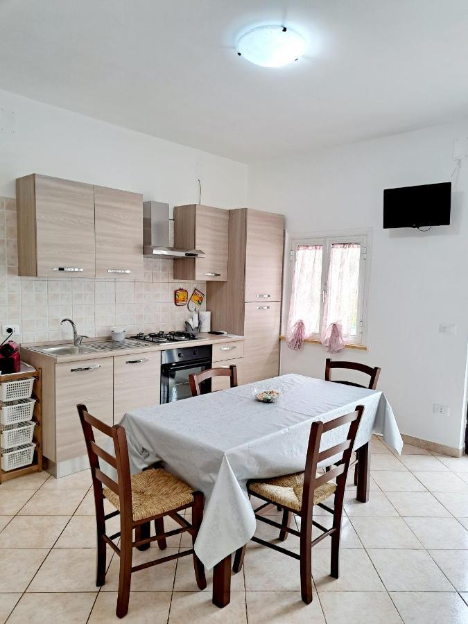 A Casa Di Andrea Francesco Apartment Фонди Екстериор снимка